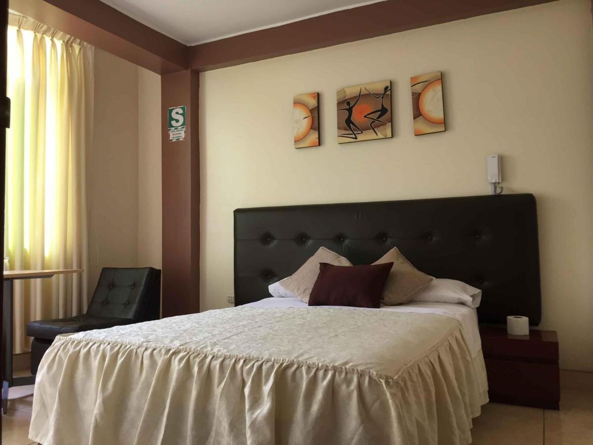 Queen Hotel Lima